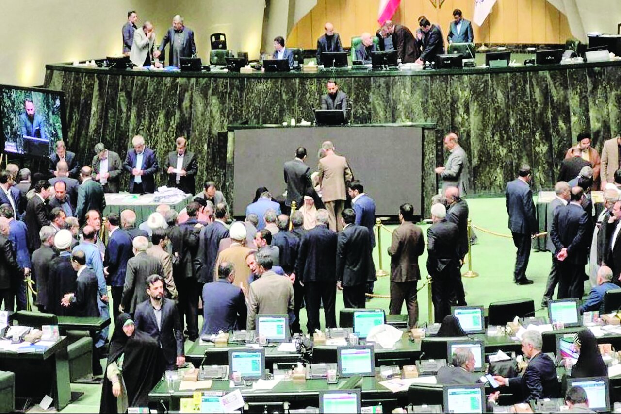 مجلس دوازدهم آرامشبخش، امیدآفرین و دعوتکننده به همدلی باشد مجلس دوازدهم آرامشبخش، امیدآفرین و دعوتکننده به همدلی باشد
