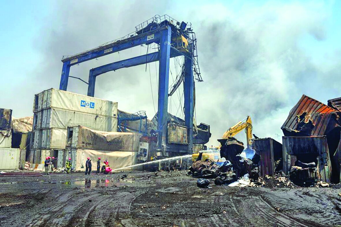 دیه ۴۱ نفر از جانباختگان بندرشهید رجایی به حساب اولیای دم واریز شده است دیه ۴۱ نفر از جانباختگان بندرشهید رجایی به حساب اولیای دم واریز شده است