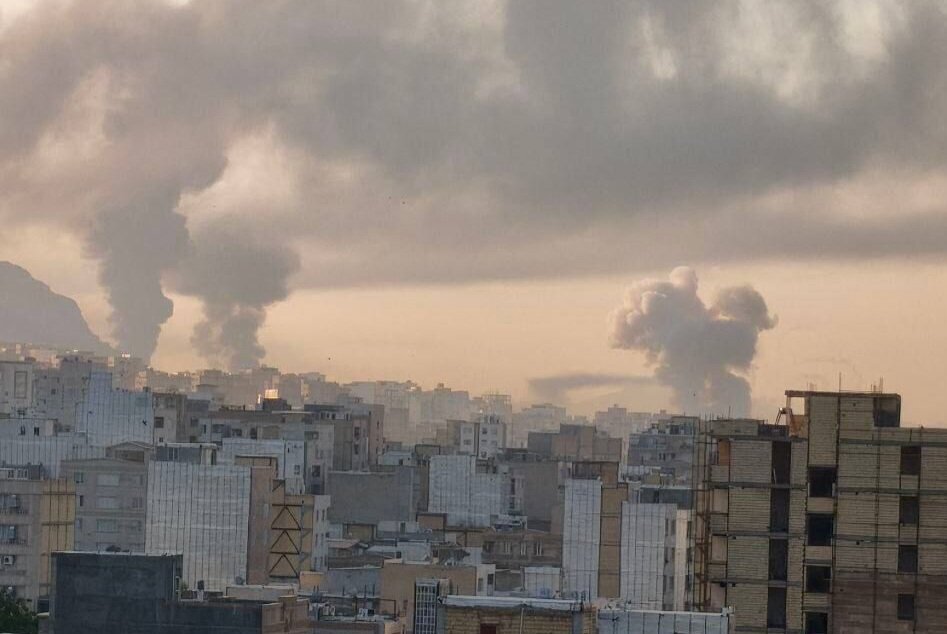 مراقب چشمها در برابر موج انفجار باشید مراقب چشمها در برابر موج انفجار باشید