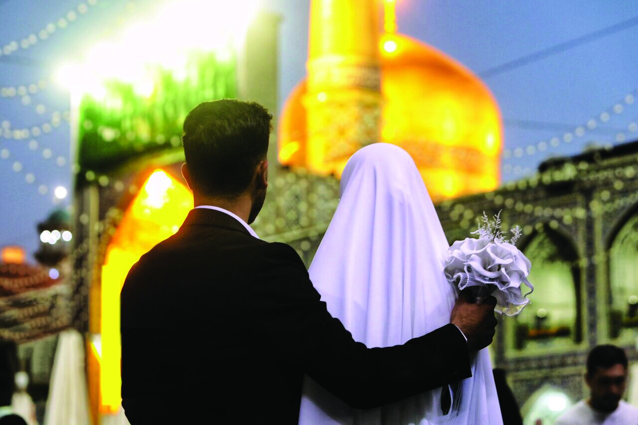 زندگی در ایران ادامه دارد... زندگی در ایران ادامه دارد...