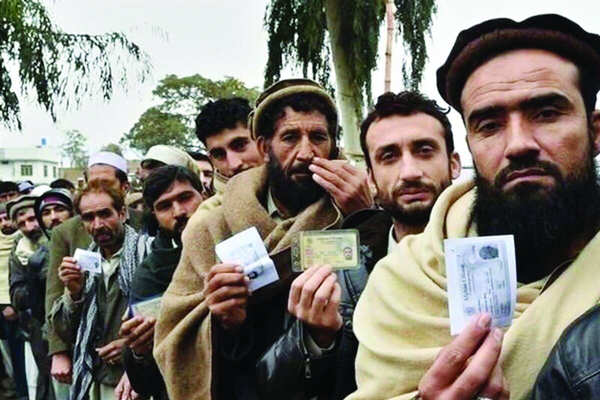 طرح تعیین تکلیف اتباع همچنان ادامه دارد طرح تعیین تکلیف اتباع همچنان ادامه دارد