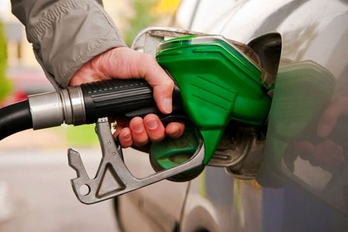 آسیب‌های پُرکردن بیش‌ازحد باک خودرو چیست؟