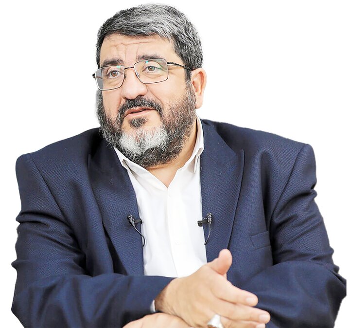 حقیقت راه خود را باز  کرد