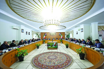 زخمی سربلند بحران‌ها