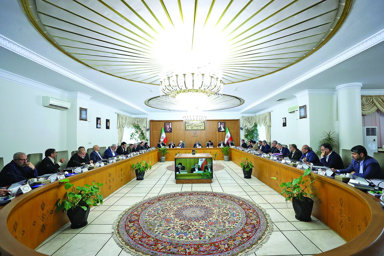زخمی سربلند بحران‌ها