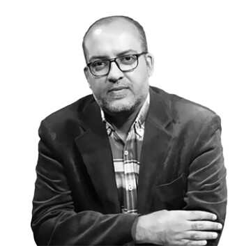 پدافند هویتی در برابر تعرض دشمن