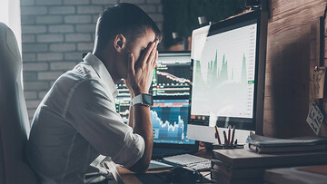کار طولانی با رایانه چه بیماری‌هایی را به دنبال دارد؟