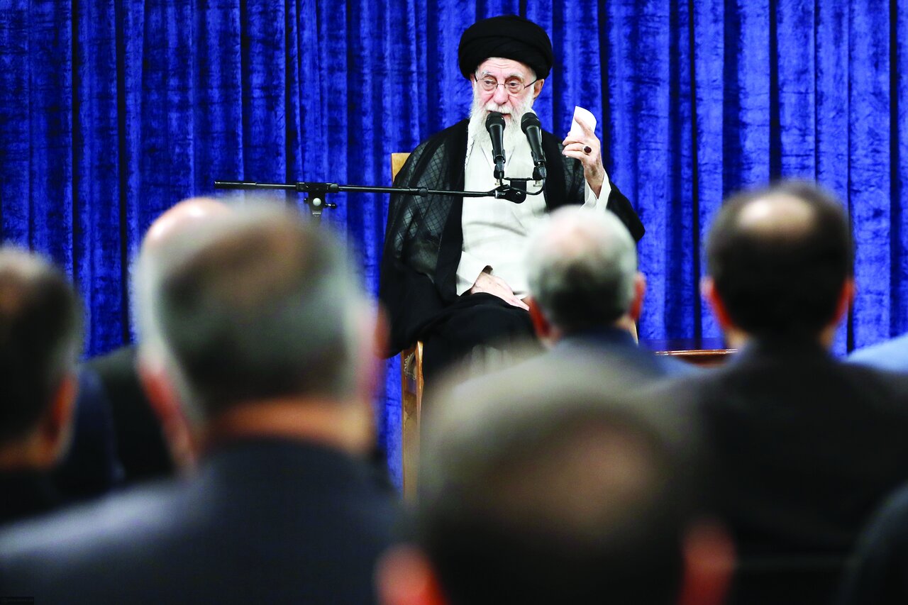 رهبر مقتدر؛ ایـران متحد رهبر مقتدر؛ ایـران متحد