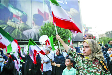 مغناطیس «ایران» در برابر جهان