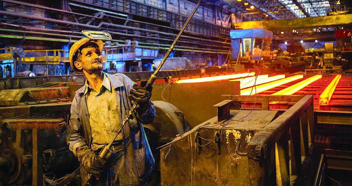 سایه سنگین ناترازی برق بر معیشت کارگران سایه سنگین ناترازی برق بر معیشت کارگران