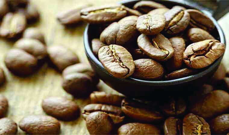 مصرف کافئین حین ورزش، عملکرد را در گرما بهبود میبخشد مصرف کافئین حین ورزش، عملکرد را در گرما بهبود میبخشد
