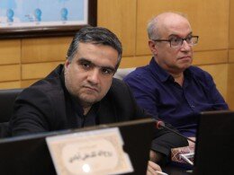 خودروسازان پول تامین آمبولانس را گروگان گرفتهاند خودروسازان پول تامین آمبولانس را گروگان گرفتهاند