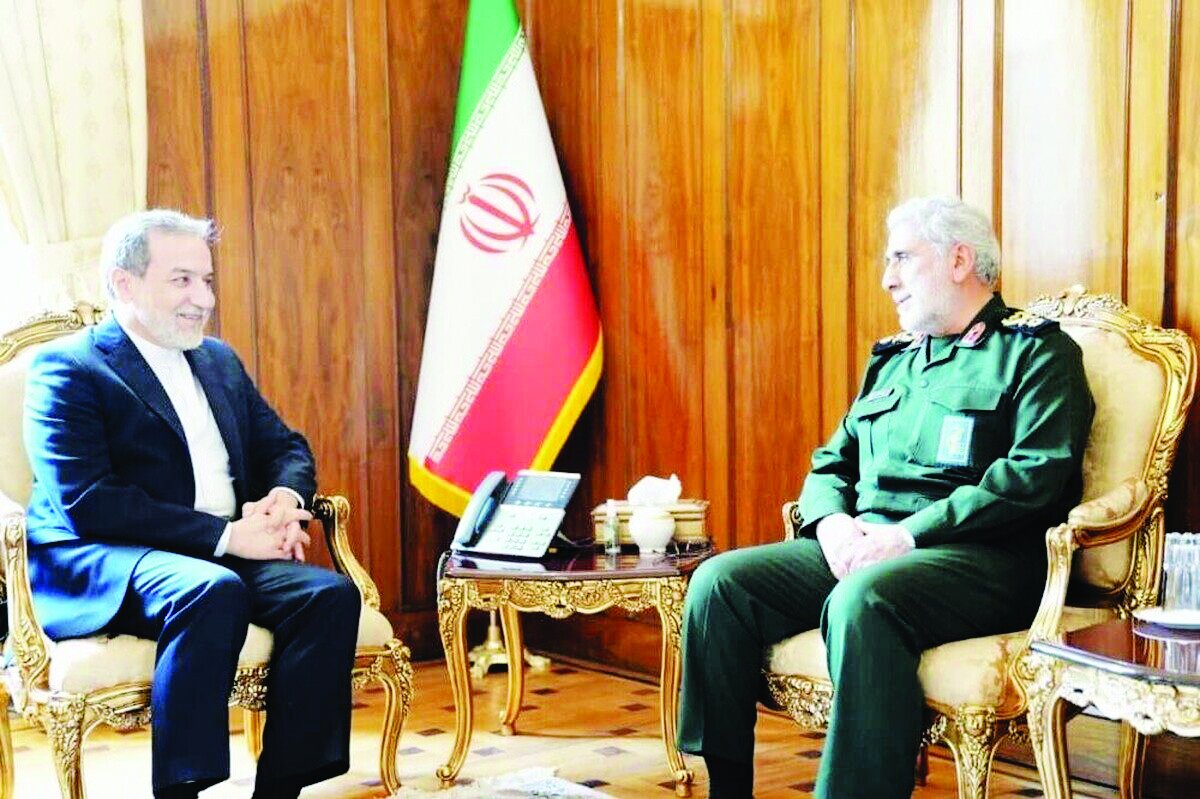 وفاق میــدان و دیپلماســی
