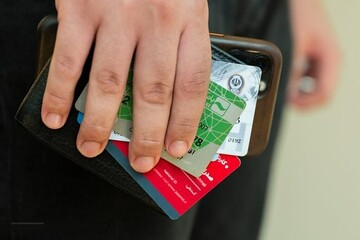 متهم در دست قانون