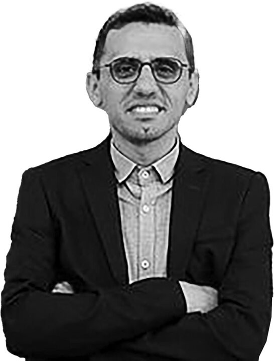 کسی مثل محمود فرشچیان دیگه تکرار نمیشه