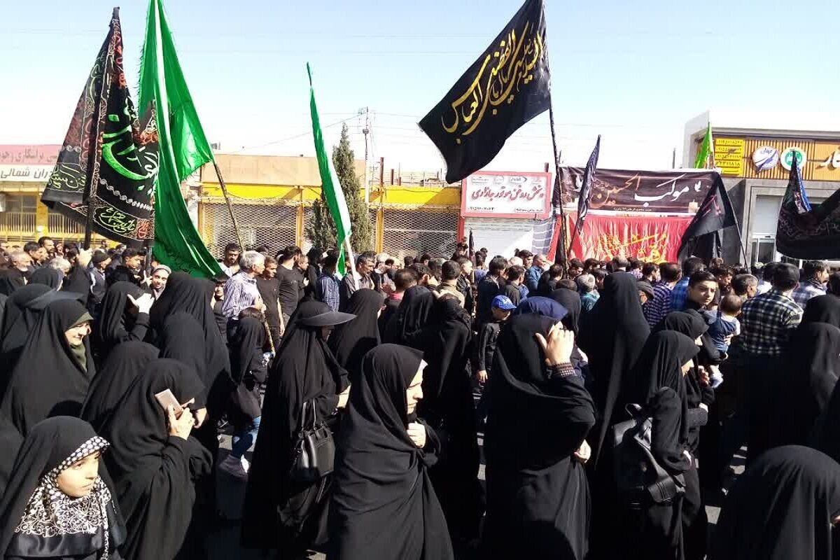 بر مدار عشق حسین (ع)