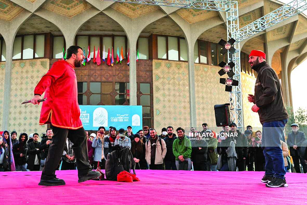 مهمترین جشنواره تئاتری کشور همچنان بیدبیر است مهمترین جشنواره تئاتری کشور همچنان بیدبیر است