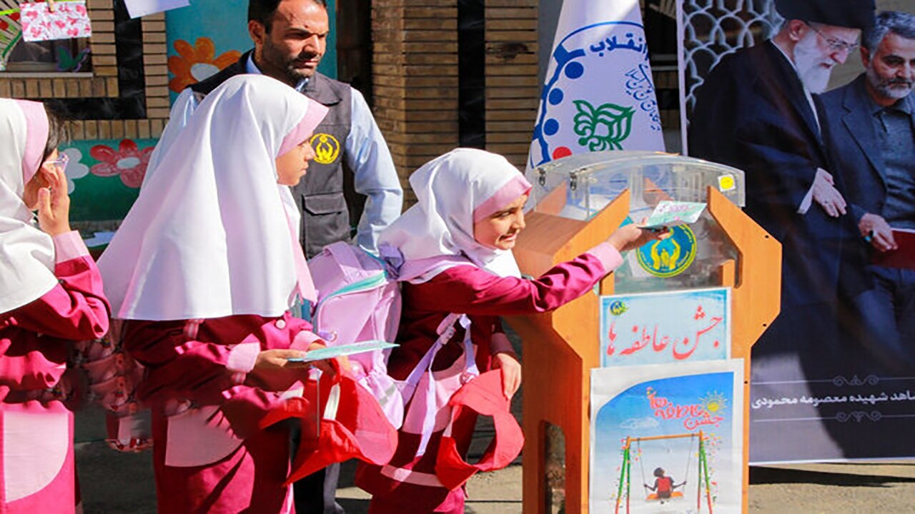 برپایی جشن عاطفهها ۱۵ مهرماه برپایی جشن عاطفهها ۱۵ مهرماه