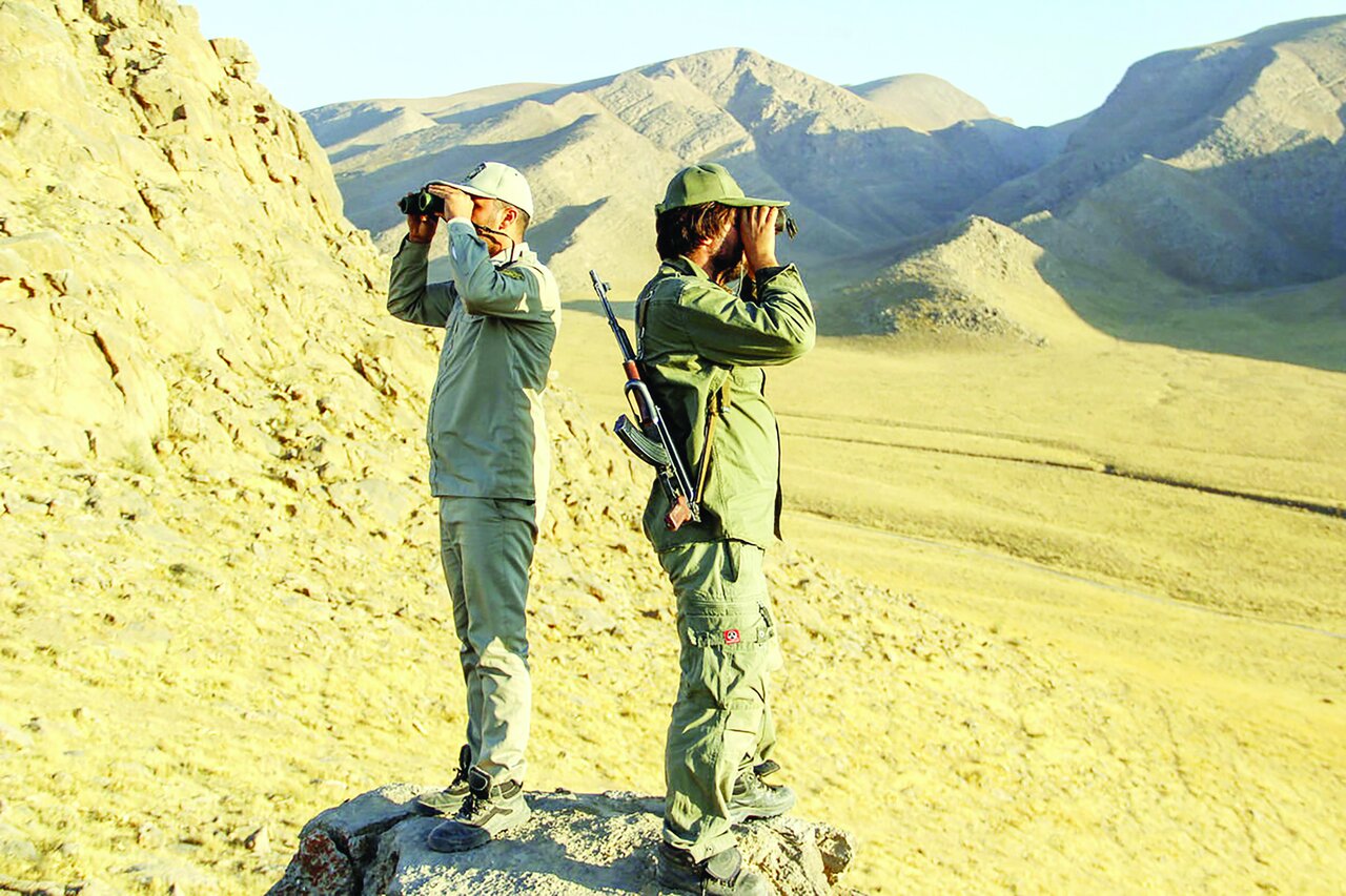 محیطبانان بیسلاح شکارچیان مسلح محیطبانان بیسلاح شکارچیان مسلح