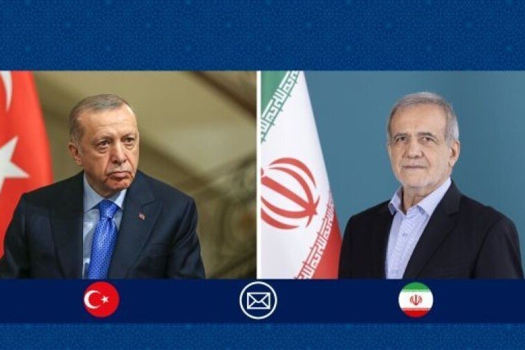 ماجرای مصافحه پزشکیان و اردوغان