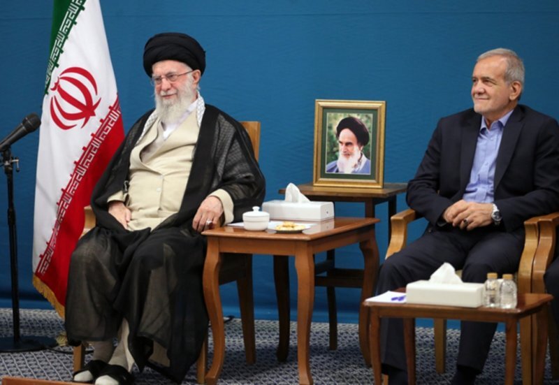 دیدار رئیس‌جمهور با رهبر انقلاب اسلامی پیش از حضور در نشست مجمع عمومی سازمان ملل