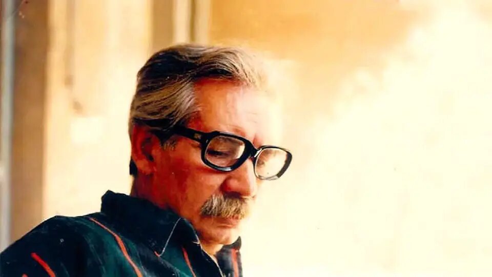 زندگی او نوشتن بود