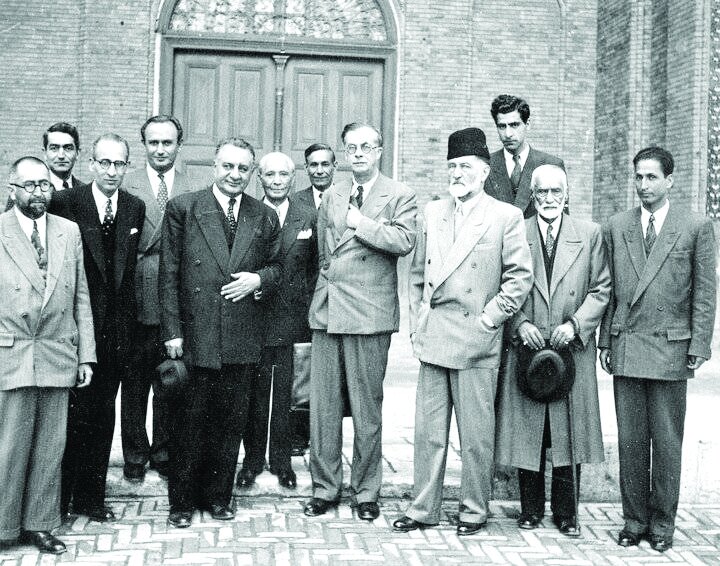 چرا واژگان مصوب فرهنگستان استفاده نمیشوند؟