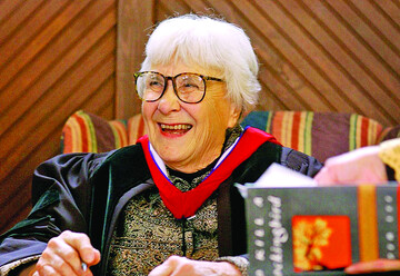 داستانهای تازه کشفشده هارپر لی منتشر میشوند