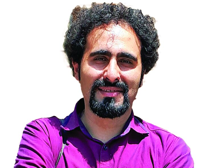 علم در ایران تا دوره قاجار فعال بود