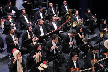 با جشنواره موسیقی فجر به صورت داوطلبانه همکاری کنید