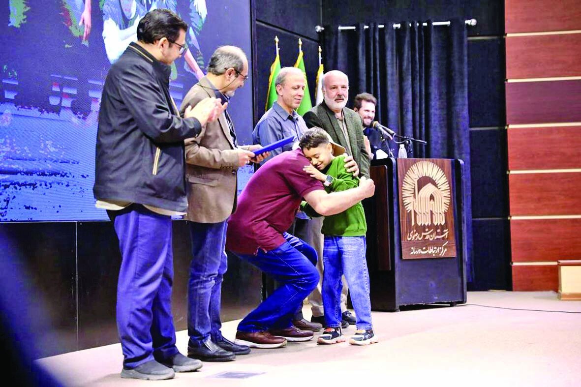 تئاتر بچههای مسجد، جریان تربیت «انسانِ مومنِ هنرمند» است تئاتر بچههای مسجد، جریان تربیت «انسانِ مومنِ هنرمند» است