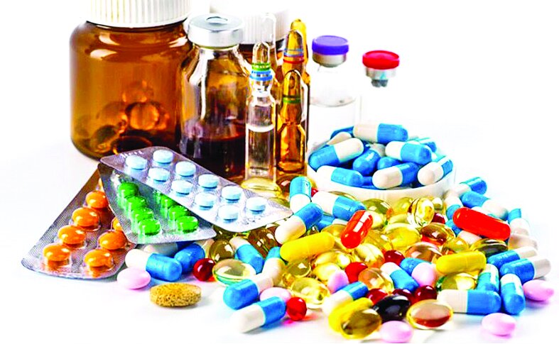 سلامت مردم قربانی رقابت در تجویز دارو