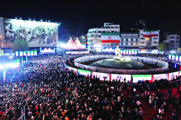 ای ایران در میدان انقلاب