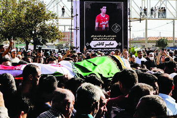 تشییع پیکر زنده‌یاد صابر کاظمی در آق‌قلا