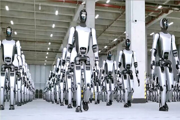 اولین تحویل انبوه ربات‌های انسان‌نما در جهان توسط چین آغاز شد