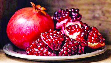 چرا بعد از خوردن انار سردرد می‌گیریم؟