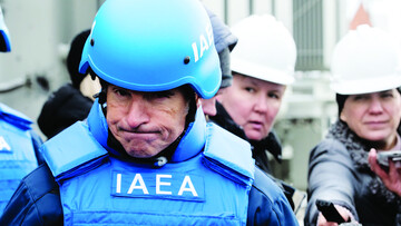 مدیــر کل جنگ افروز