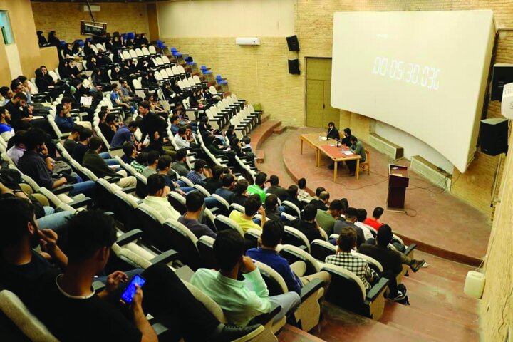 بی‌مهری به کرسی‌های آزاداندیشی