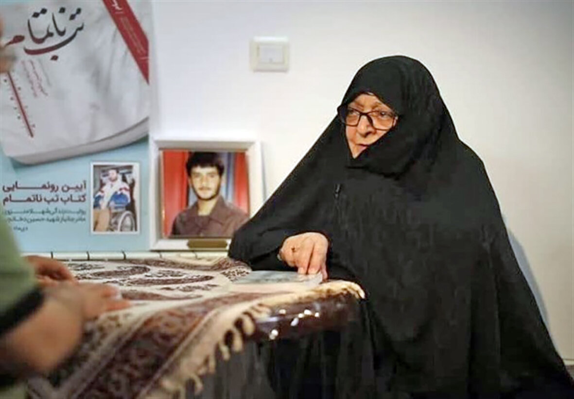 راوی رنجهای مادر