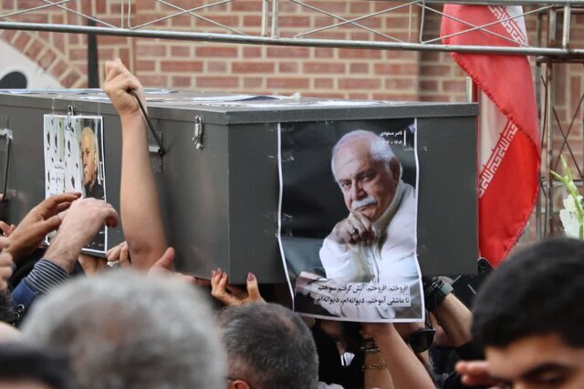 پیکر مرحوم ناصر مسعودی در جوار میرزاکوچک جنگلی آرام گرفت