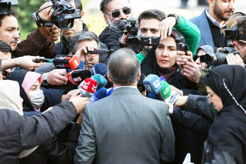 از پیگیری سیاست برقی‌سازی وسایل نقلیه تا عدم تغییر سهمیه‌های ۶۰ و ۱۰۰ لیتری کارت‌های سوخت