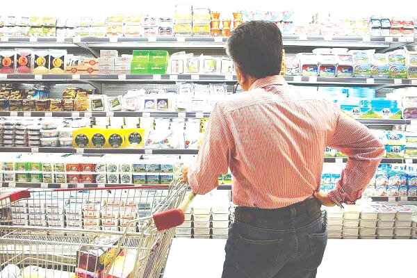 حرف بدون عمل، جامعه را فلج می‌کند