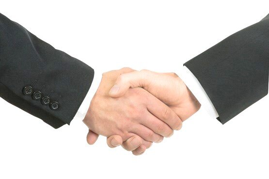 ۱۰ رفتار ساده اما موثر که باعث می‌شود دیگران بیشتر به شما احترام بگذارند