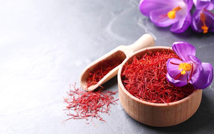 وقتی زعفران به غذا اضافه می‌کنید چه اتفاقی در بدن شما می‌افتد؟