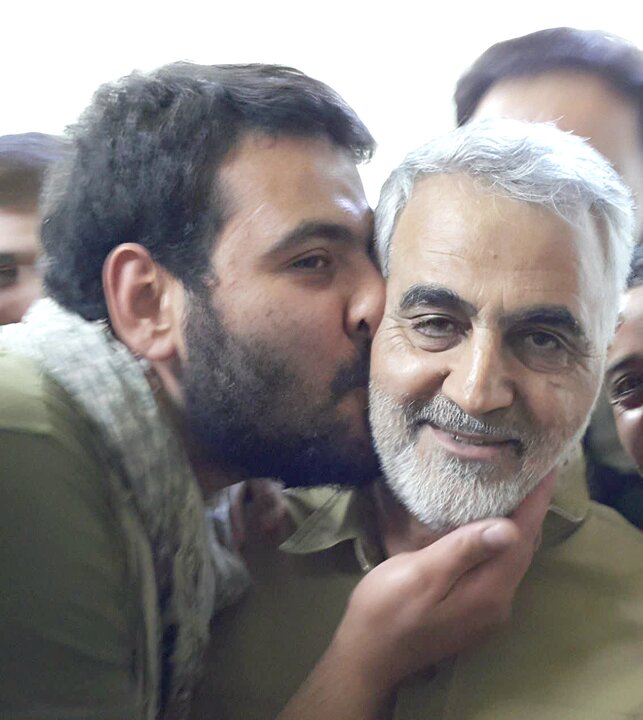 یک کتاب، این دختر را عروس و همسر شهید کرد