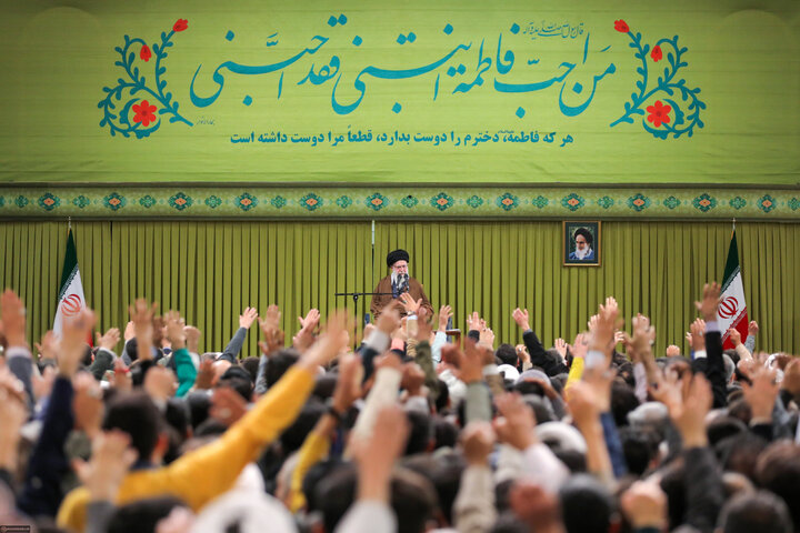 آرایش جنگ تبلیغی