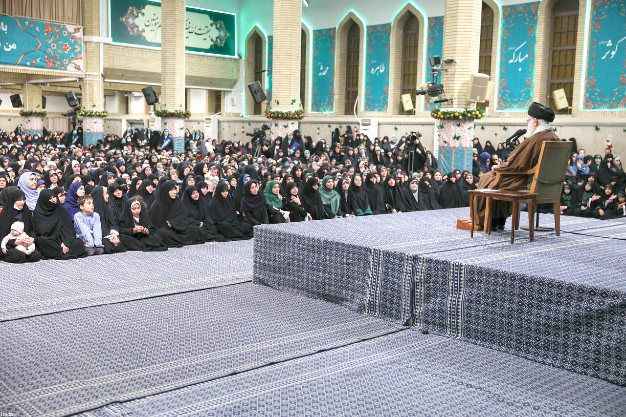 زن مسلمان؛ از حاشیه تا متن مقاومت