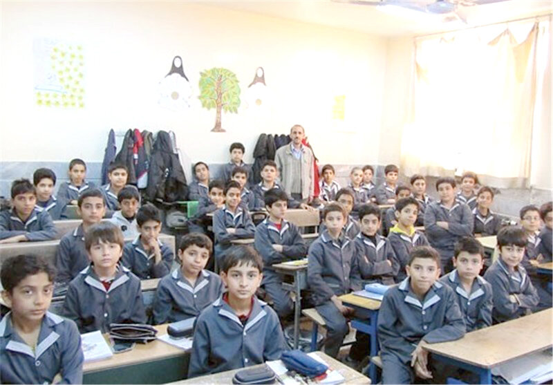 میانگین تراکم جمعیت دانش‌آموزی کلاس‌های تهران، ۳۱.۲ نفر