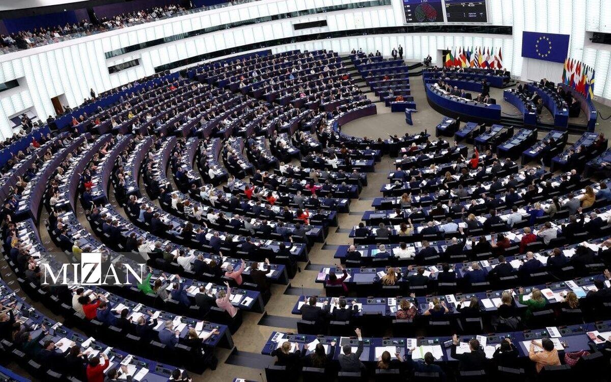 دستمزدهای خونین