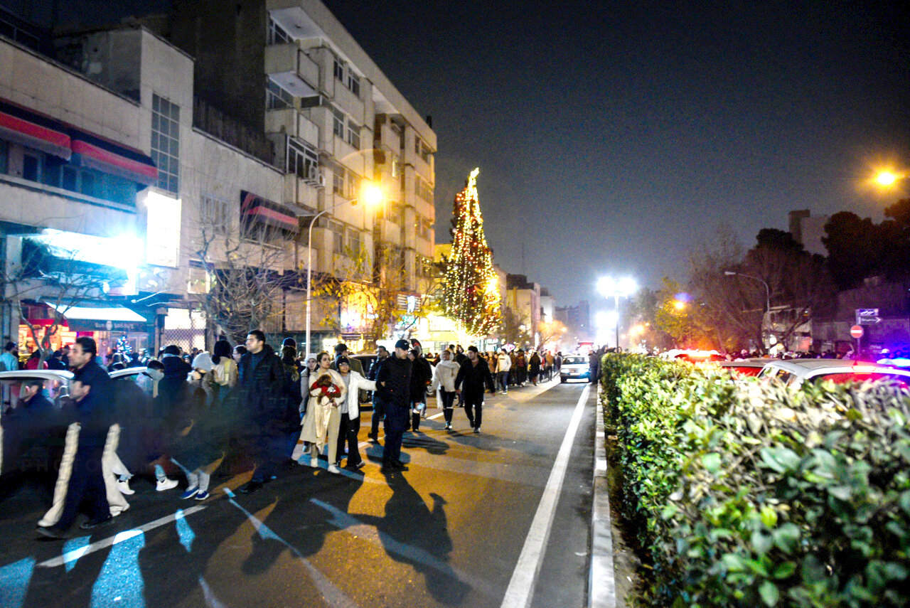 شادی قرضی کریسمس با فاکتور میلیونی